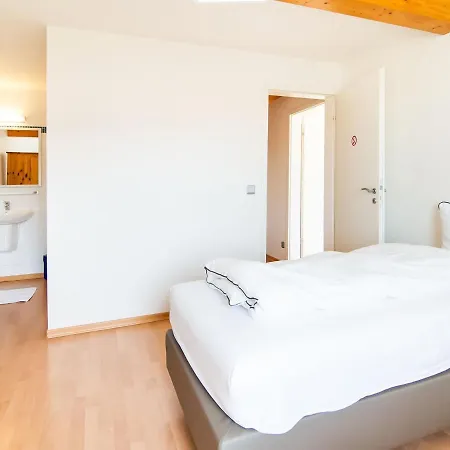 Luxurious With Pool And Sauna, And Very Suitable For Culinary Workshops! *